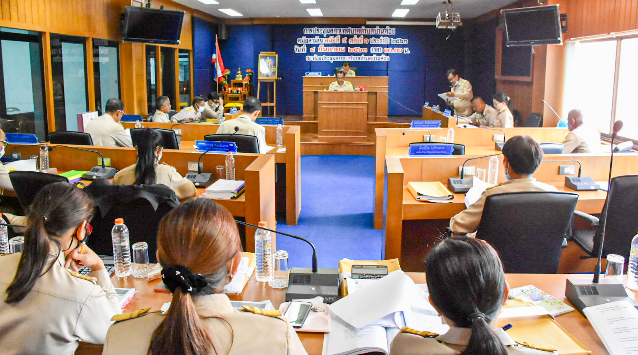 ประชุมสภาเทศบาลตำบลบ้านส้อง สมัยสามัญ สมัยที่ 4 ครั้งที่ 1 ประจำปี 2563